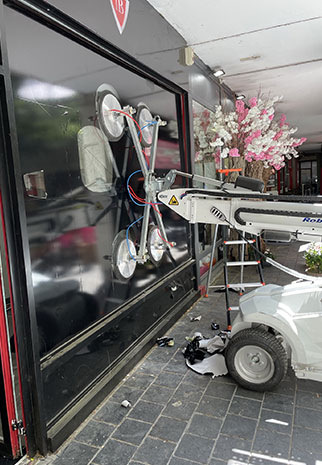 vitre commerce Bourgoin-Jallieu